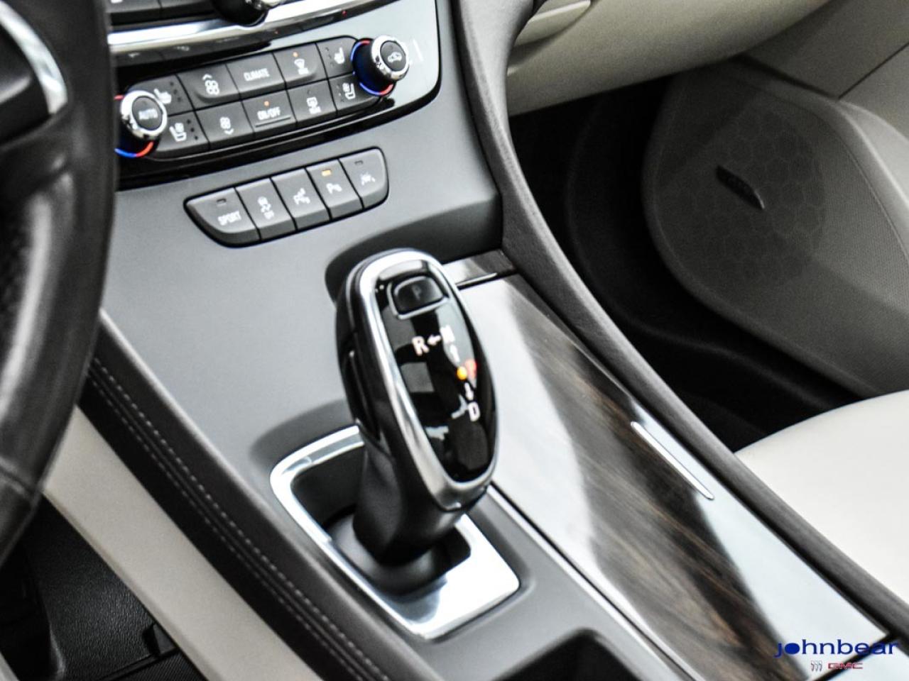 2017 Buick LaCrosse PREMIUM Photo