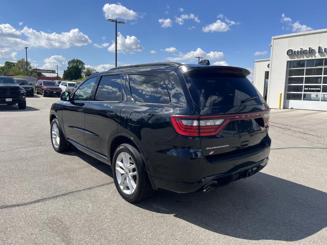 2023 Dodge Durango GT PLUS AWD Photo3