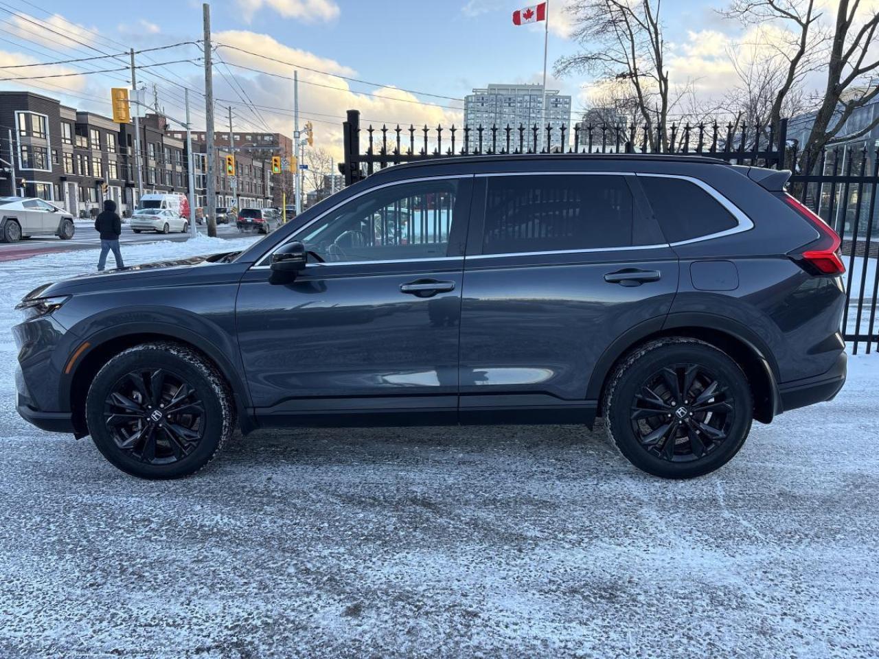 2024 Honda CR-V Hybrid Touring Honda Certified 7YR/160K Warranty Photo