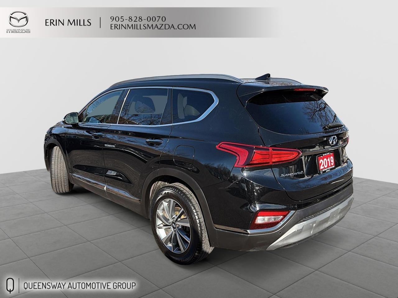 2019 Hyundai Santa Fe Luxury Photo3