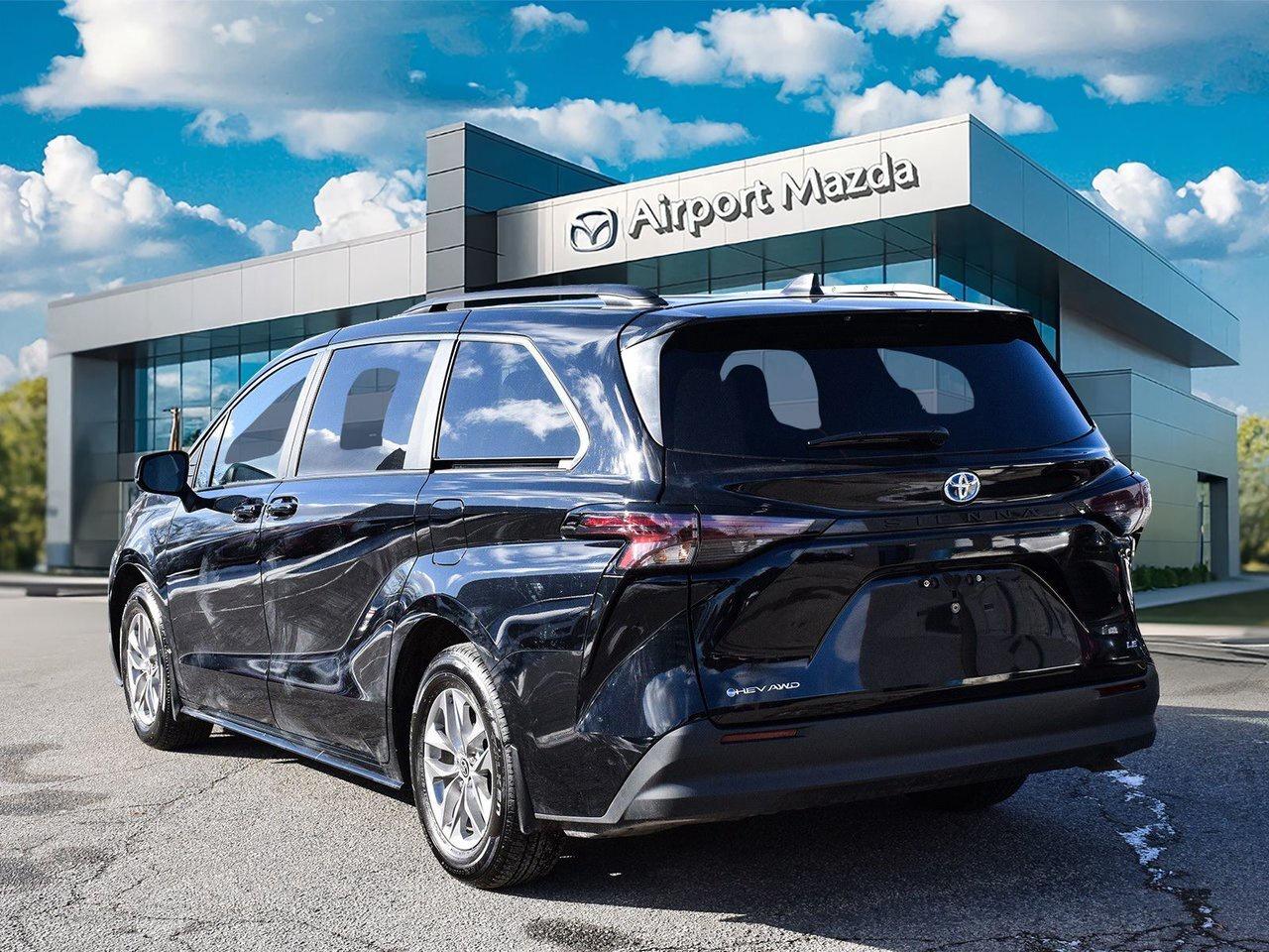2025 Toyota Sienna LE Finance Discount $1500 Applied Photo3