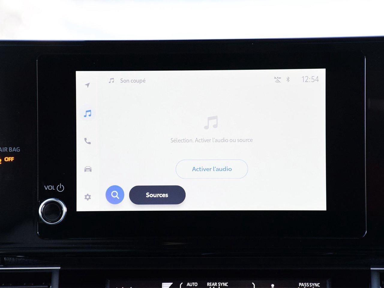 2025 Toyota Sienna LE Finance Discount $1500 Applied Photo