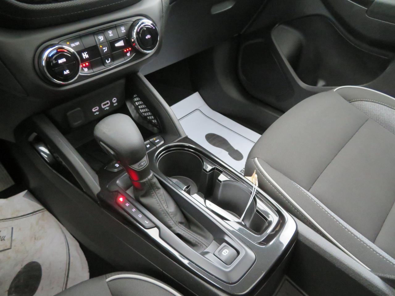 2023 Chevrolet TrailBlazer AWD 4dr LT Photo