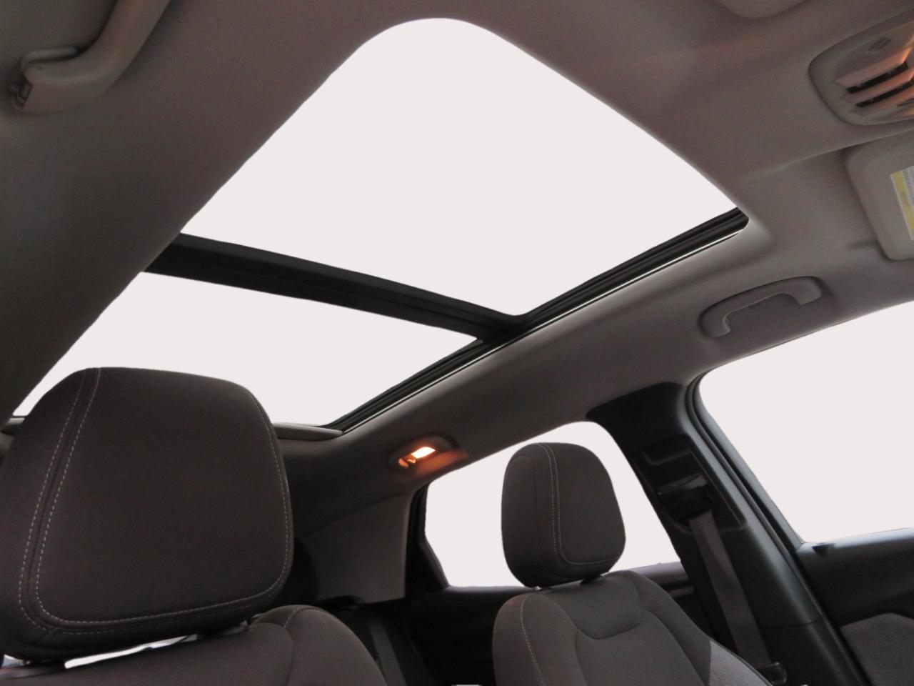 2023 Chevrolet TrailBlazer AWD 4dr LT Photo