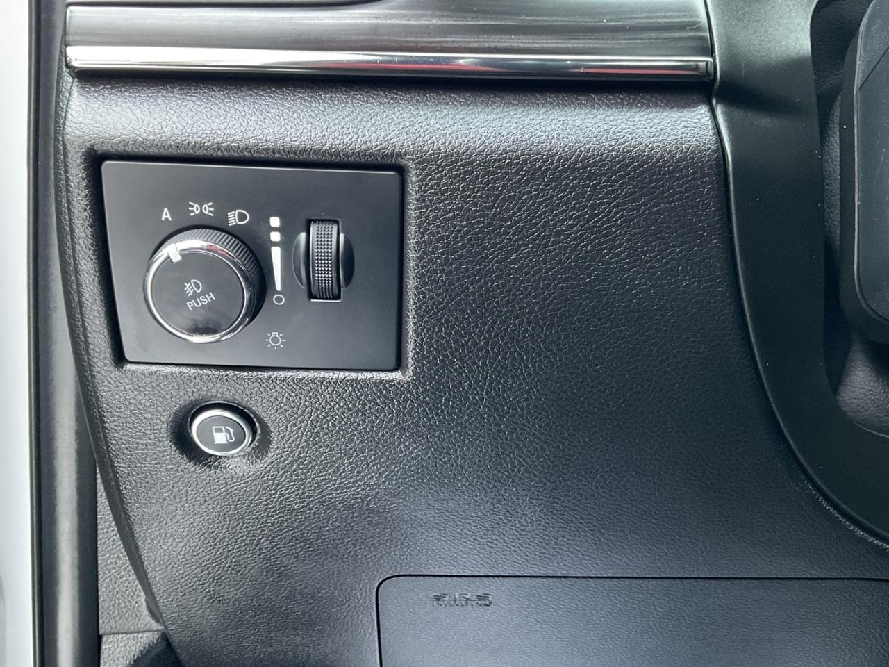 2021 Jeep Grand Cherokee Limited X 4WD - LTHR! NAV! BACK-UP CAM! BSM! REMOT Photo