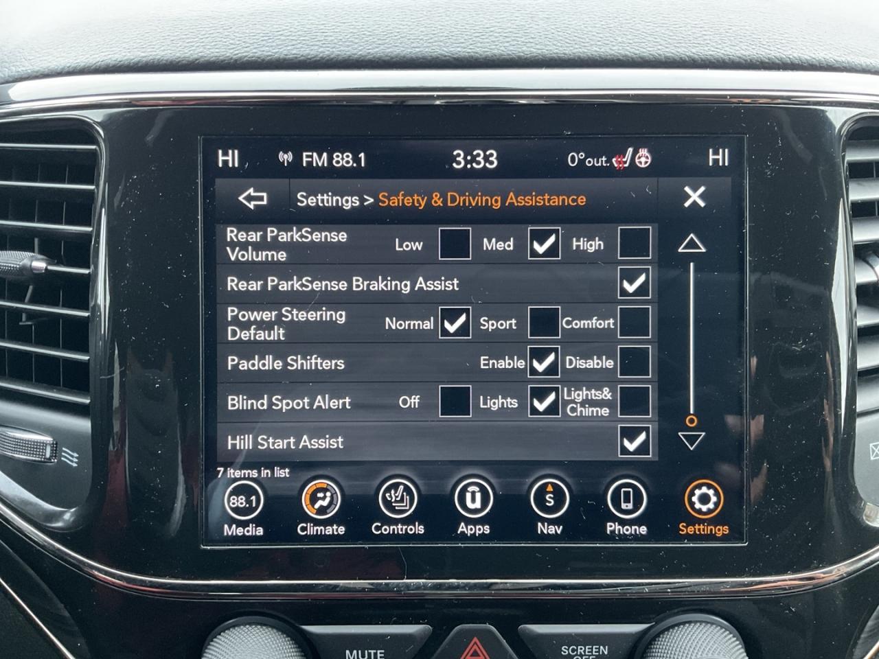 2021 Jeep Grand Cherokee Limited X 4WD - LTHR! NAV! BACK-UP CAM! BSM! REMOT Photo