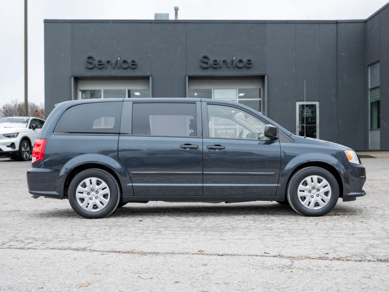 2014 Dodge Grand Caravan 4dr Wgn SE   ONE OWNER   SAFETY CERTIFIED \ LOW KM Photo4