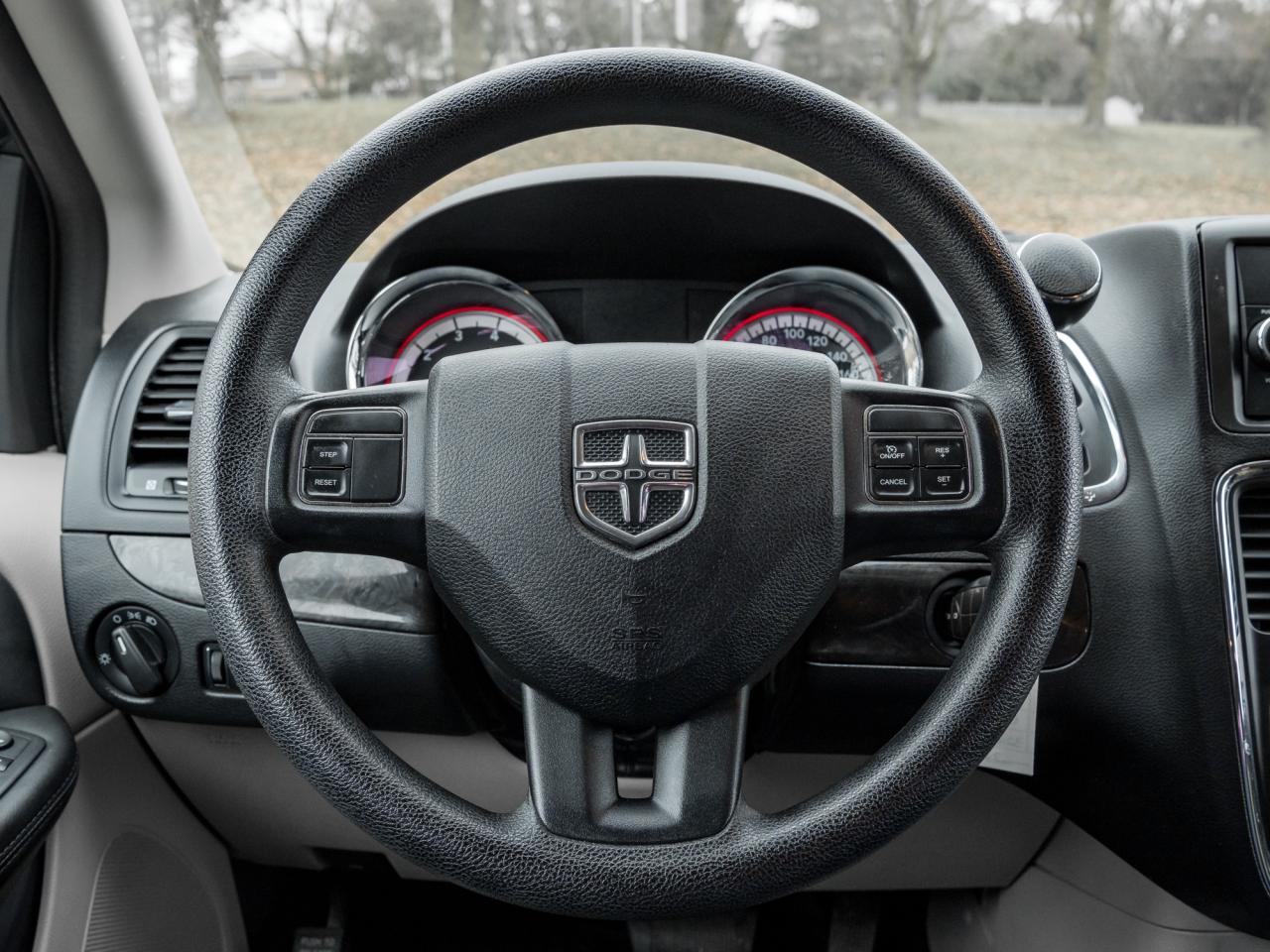 2014 Dodge Grand Caravan 4dr Wgn SE   ONE OWNER   SAFETY CERTIFIED \ LOW KM Photo