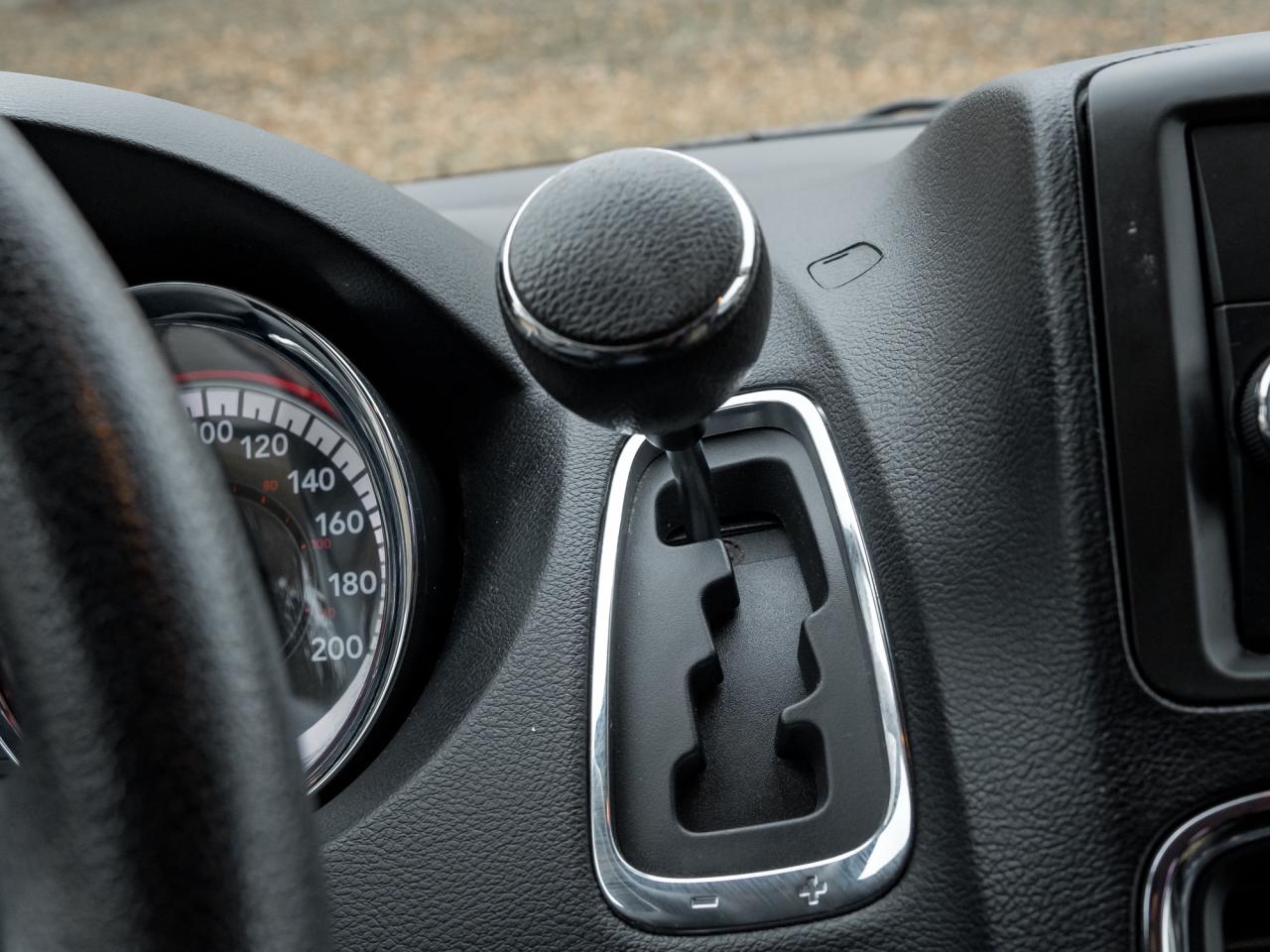 2014 Dodge Grand Caravan 4dr Wgn SE   ONE OWNER   SAFETY CERTIFIED \ LOW KM Photo