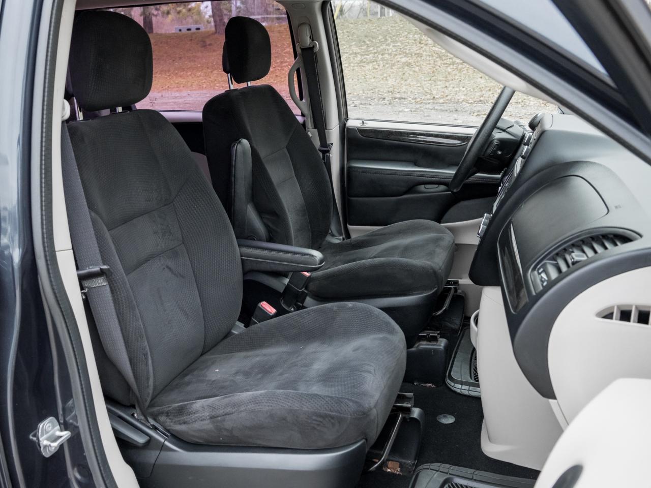 2014 Dodge Grand Caravan 4dr Wgn SE   ONE OWNER   SAFETY CERTIFIED \ LOW KM Photo