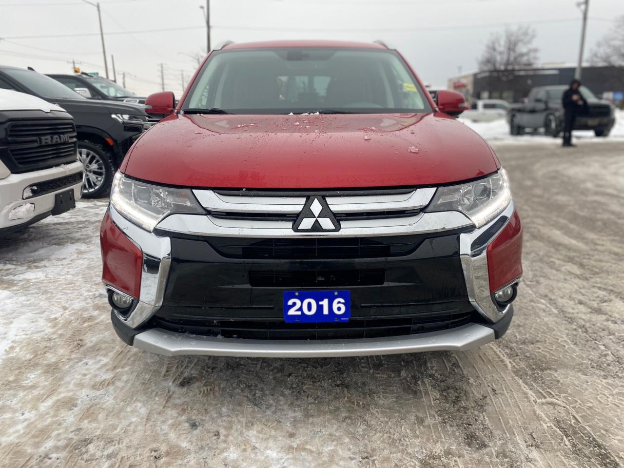 2016 Mitsubishi Outlander GT AWC ~Heated Leather ~Sunroof ~Bluetooth ~Alloys Photo