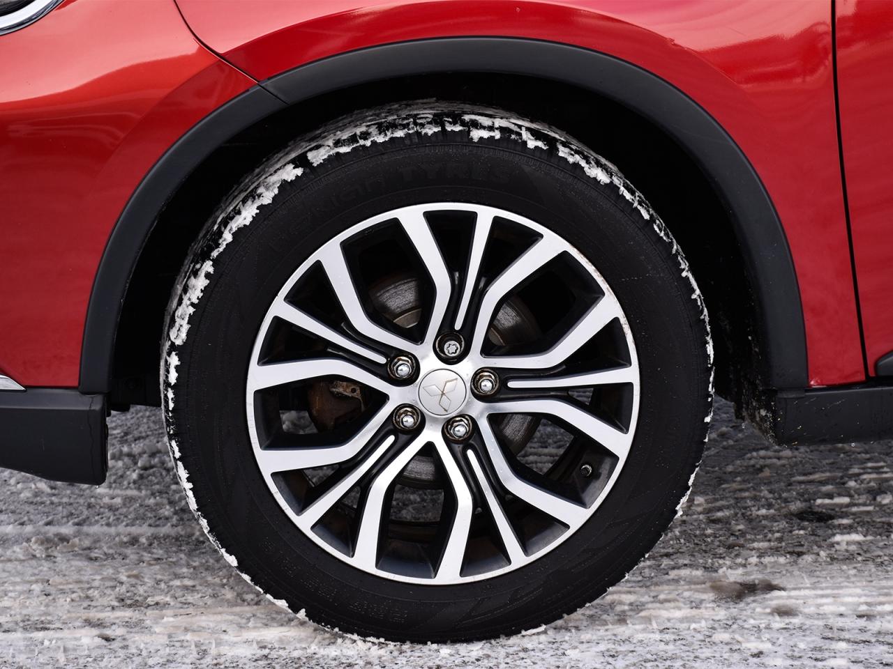 2016 Mitsubishi Outlander GT AWC ~Heated Leather ~Sunroof ~Bluetooth ~Alloys Photo