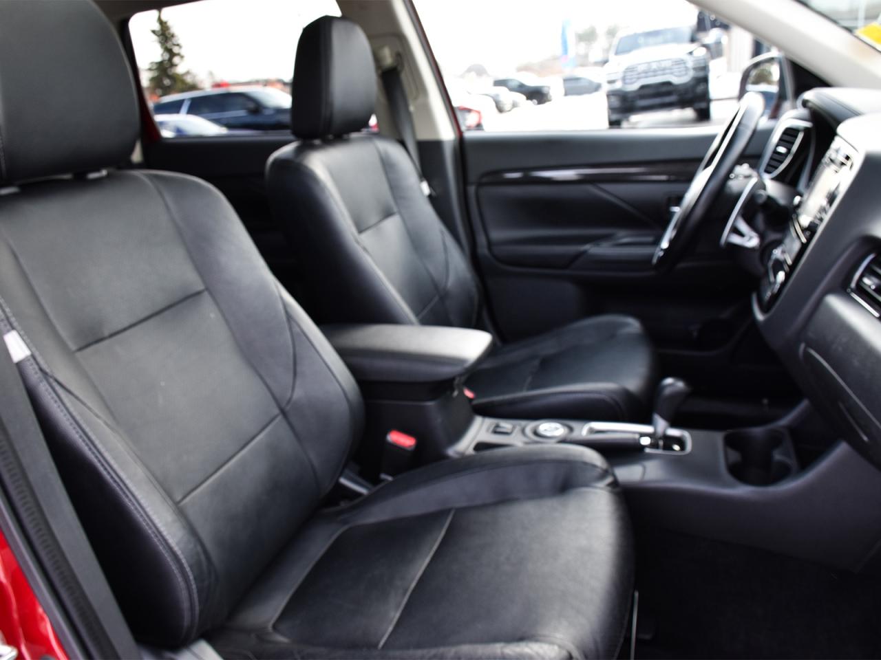 2016 Mitsubishi Outlander GT AWC ~Heated Leather ~Sunroof ~Bluetooth ~Alloys Photo