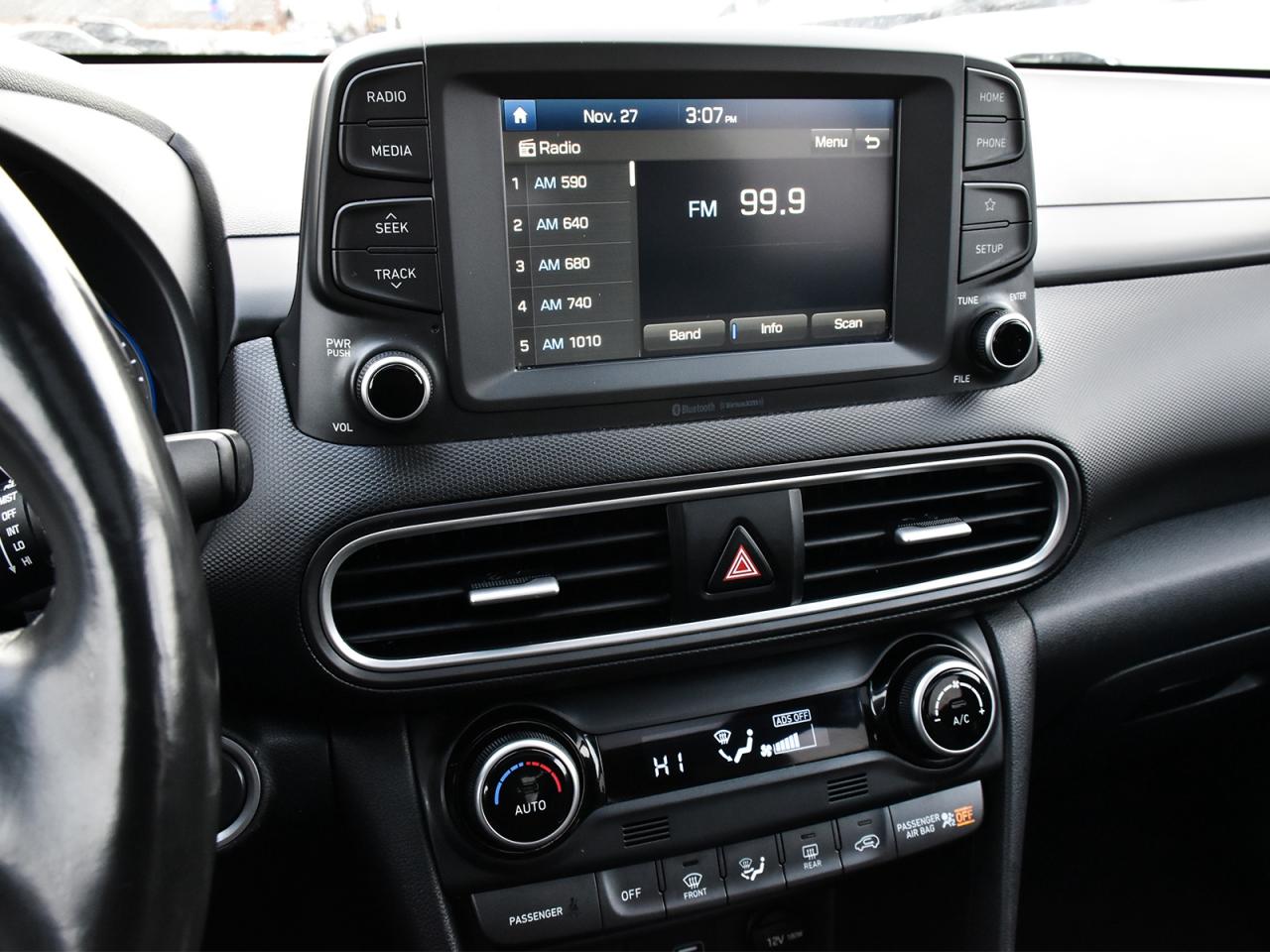 2020 Hyundai KONA Luxury AWD ~Heated Leather ~Bluetooth ~Sunroof~Cam Photo