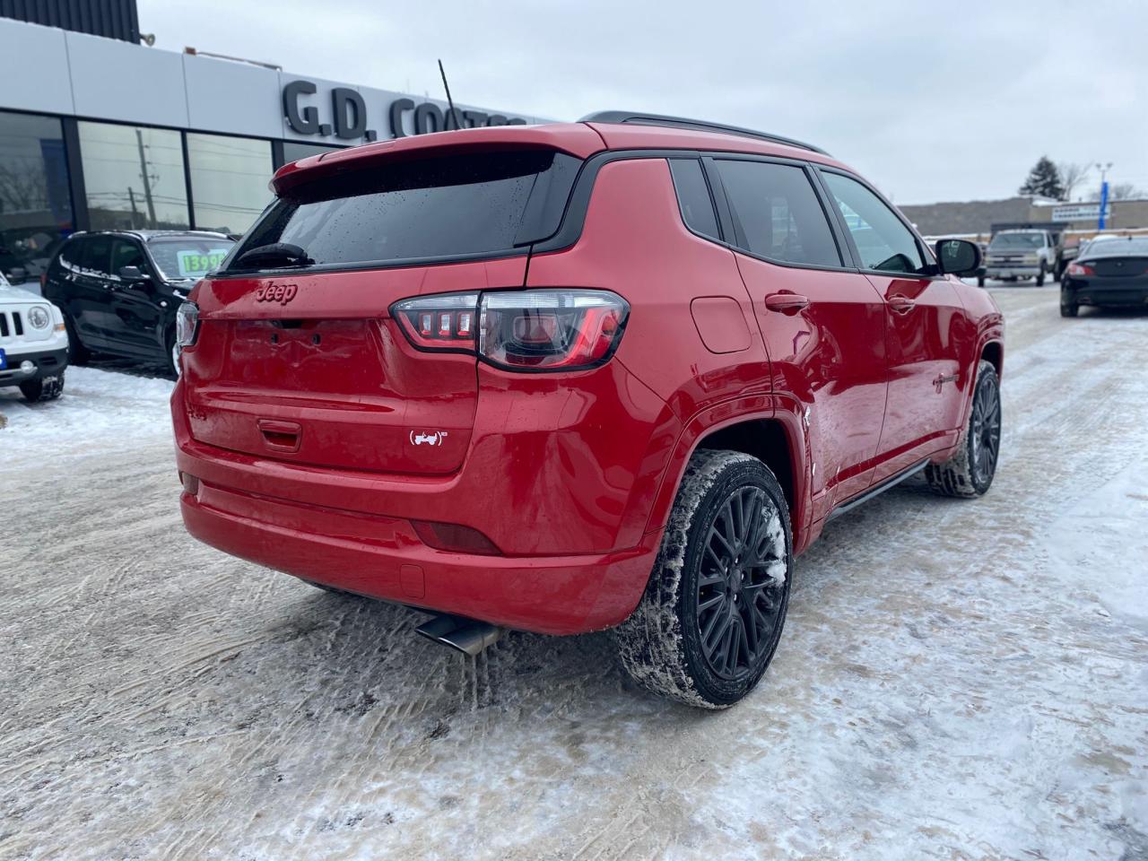 2022 Jeep Compass (RED) Edition 4x4 ~Heated Leather ~Cam ~Pano Roof Photo3