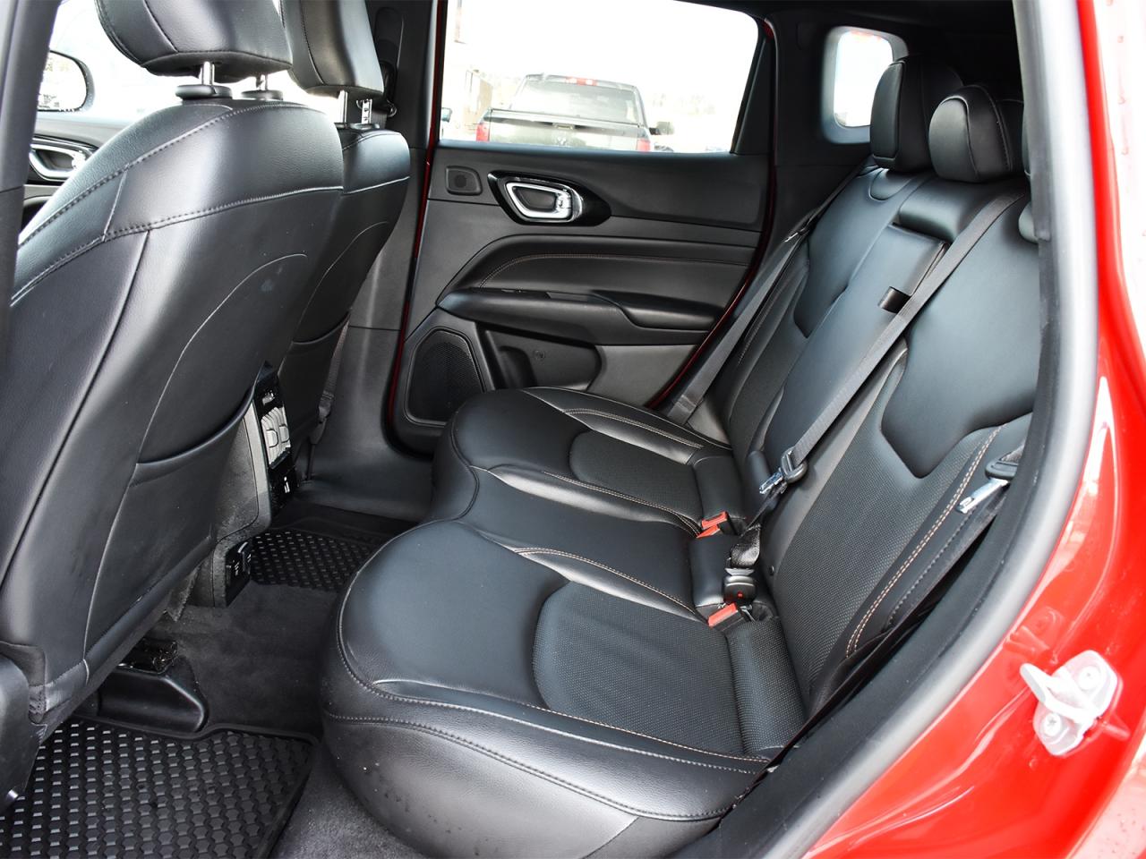 2022 Jeep Compass (RED) Edition 4x4 ~Heated Leather ~Cam ~Pano Roof Photo