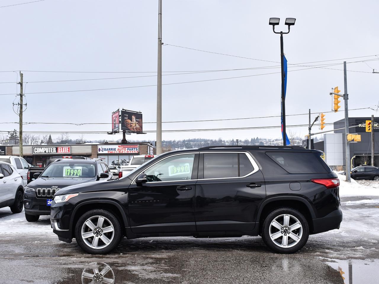 2019 Chevrolet Traverse LT AWD ~Heated Seats ~Camera ~Bluetooth ~Alloys Photo3