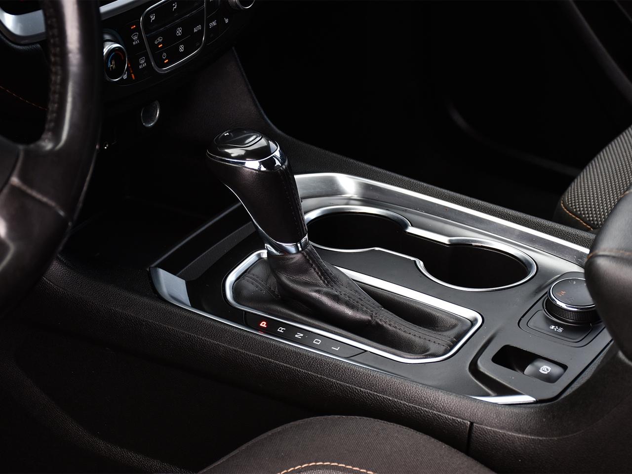 2019 Chevrolet Traverse LT AWD ~Heated Seats ~Camera ~Bluetooth ~Alloys Photo