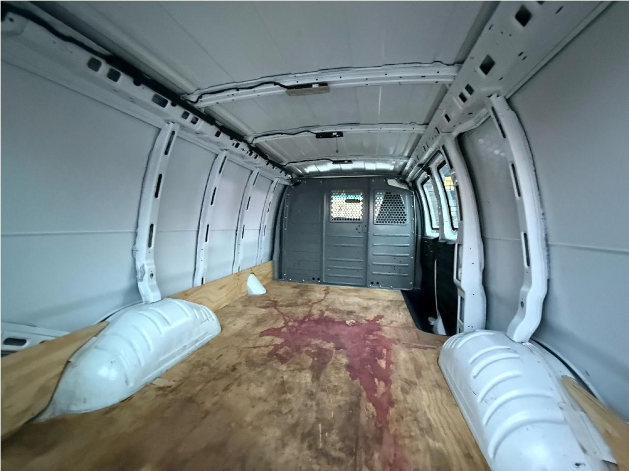 2020 GMC Savana Cargo Van 135 WheelBase B.Cam Certified CleanCarfax Photo4