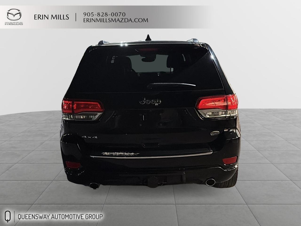 2017 Jeep Grand Cherokee Overland Photo2