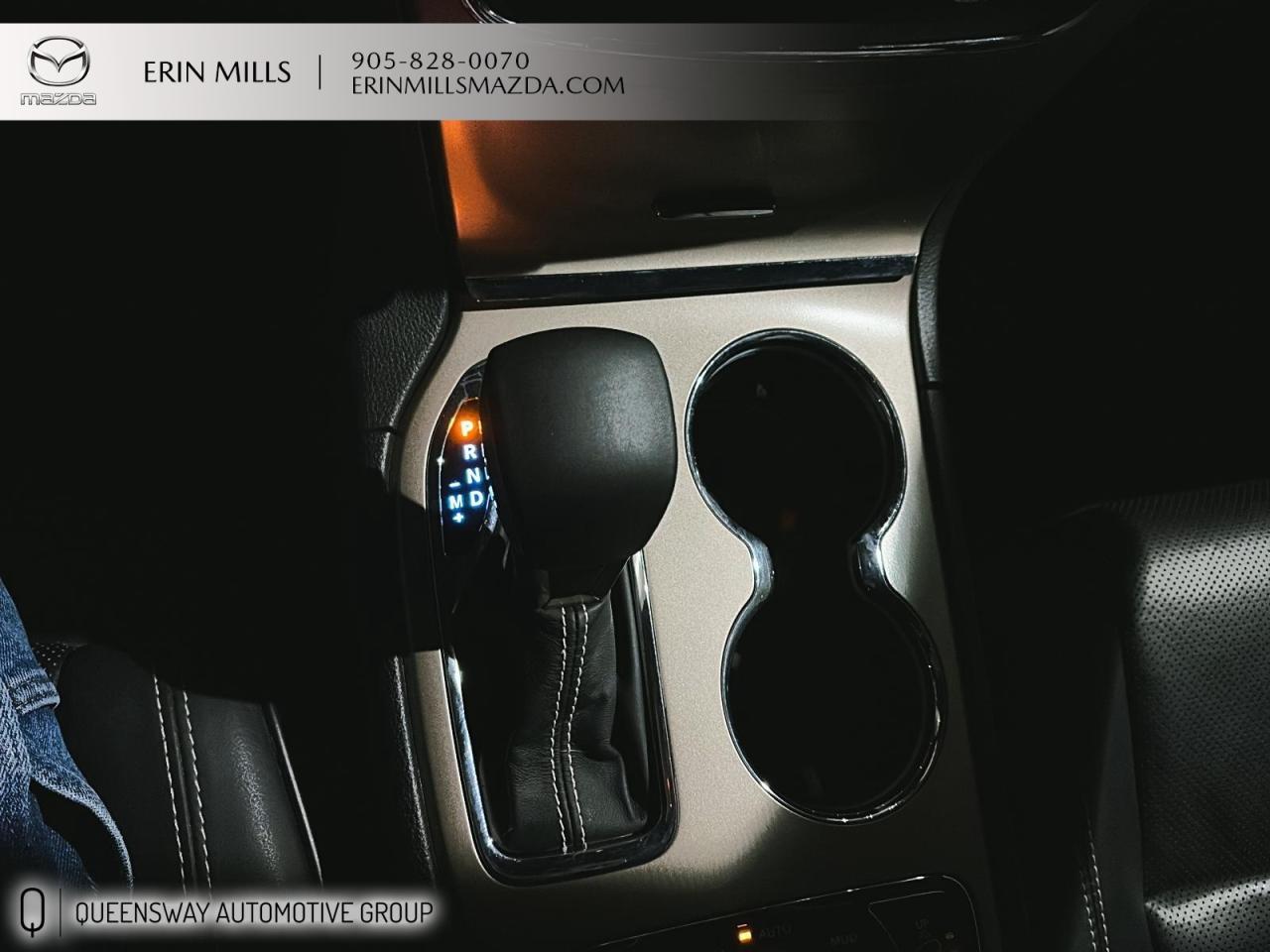 2017 Jeep Grand Cherokee Overland Photo