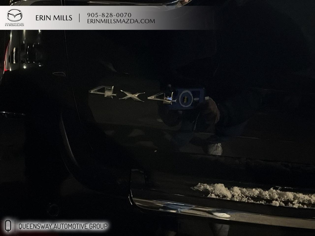 2017 Jeep Grand Cherokee Overland Photo