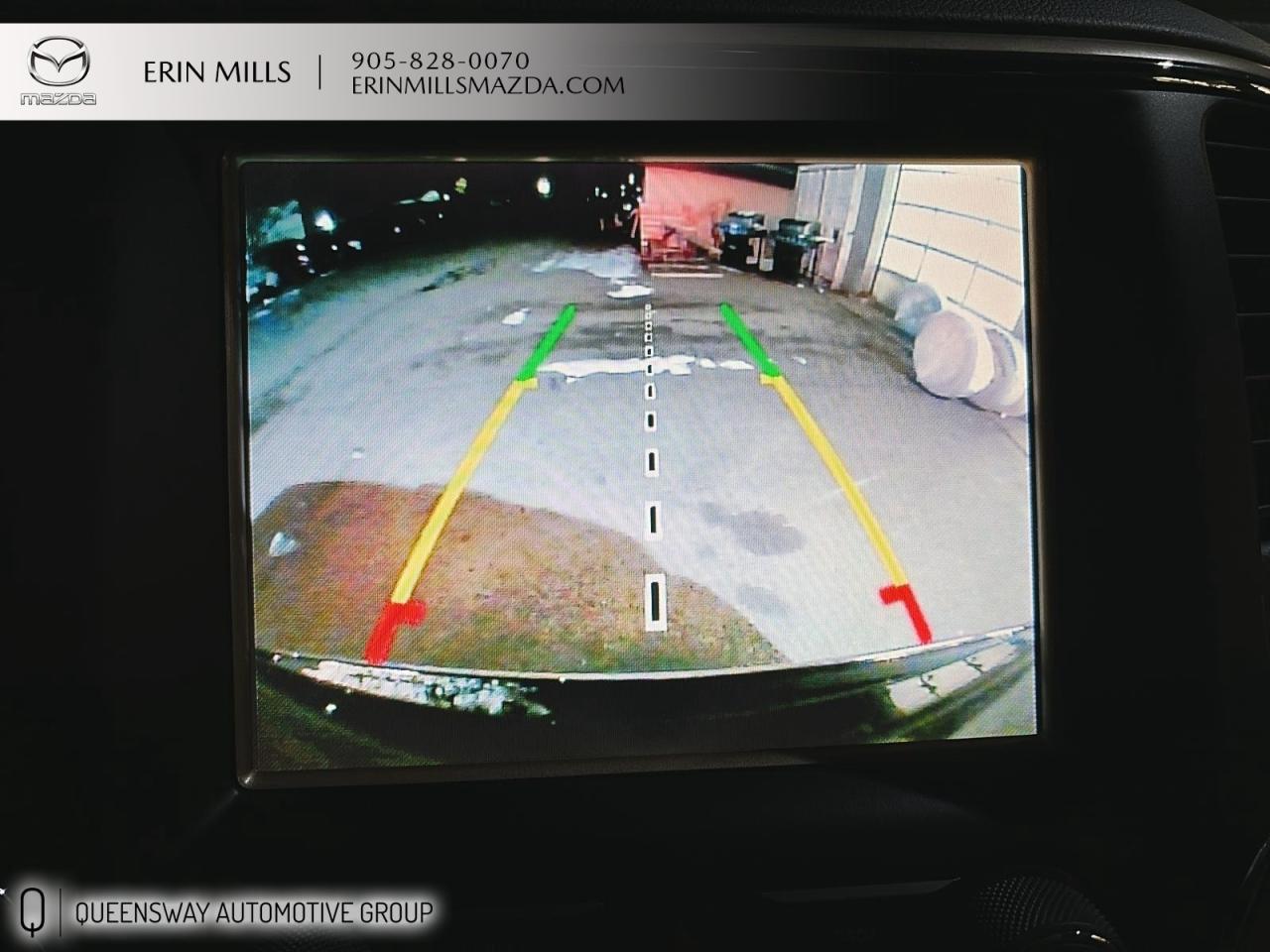 2017 Jeep Grand Cherokee Overland Photo