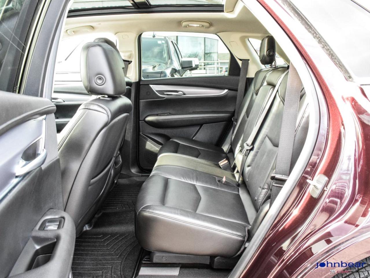 2017 Cadillac XT5 Luxury AWD Photo