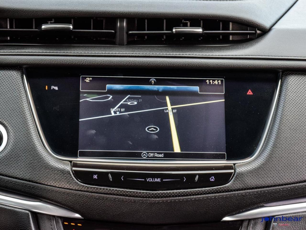 2017 Cadillac XT5 Luxury AWD Photo