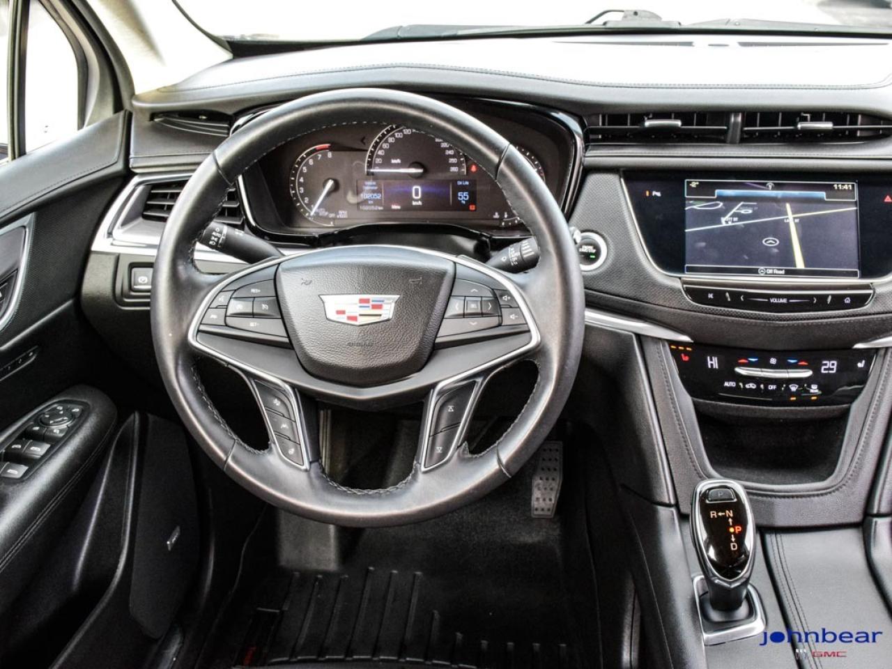 2017 Cadillac XT5 Luxury AWD Photo