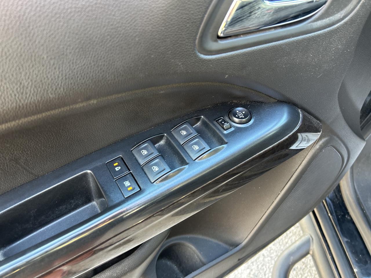 2018 GMC Canyon SLE, 4X4, 3.6L, CLEAN CARFAX, REMOTE START! Photo