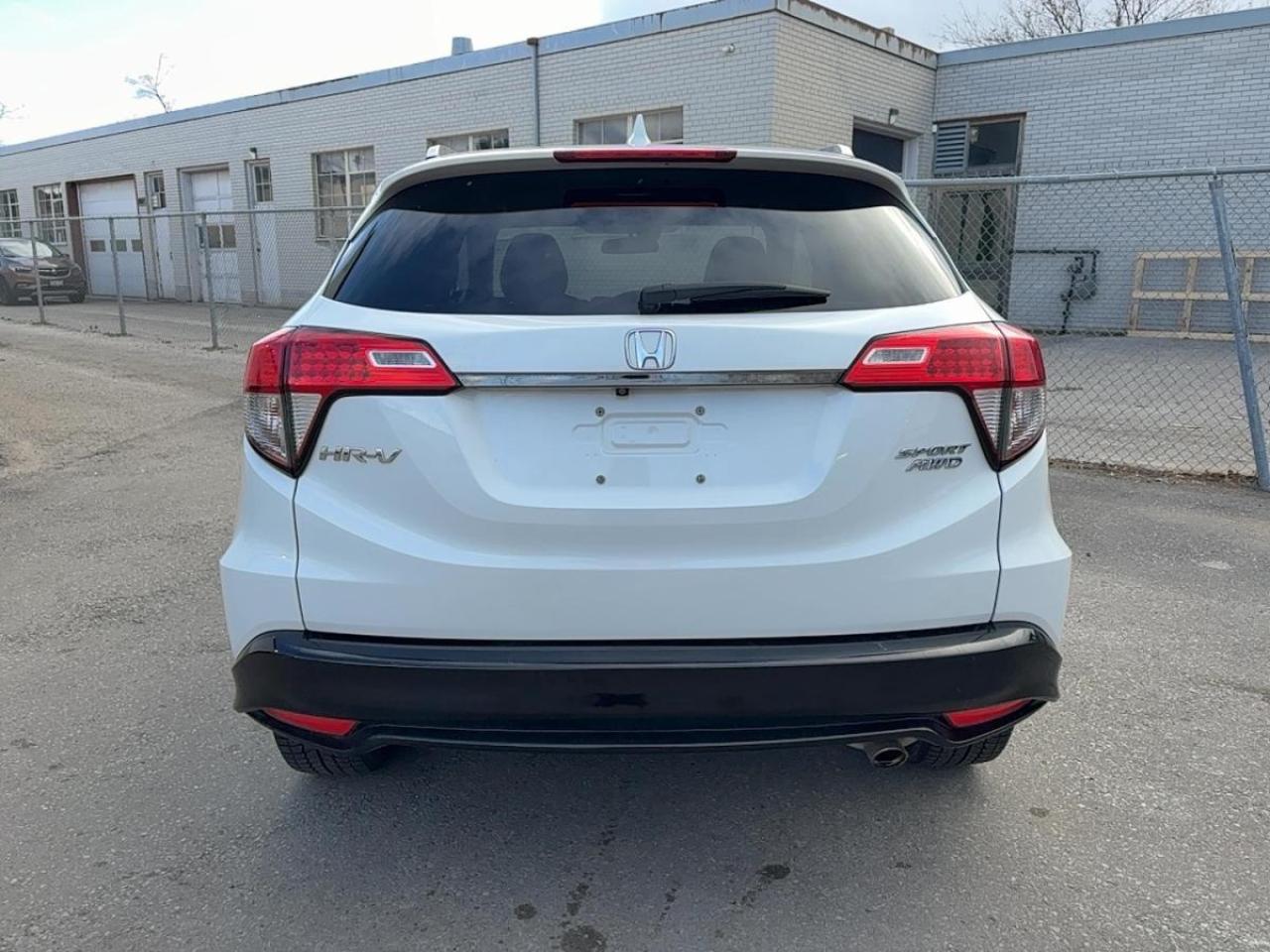 2019 Honda HR-V Sport Photo2