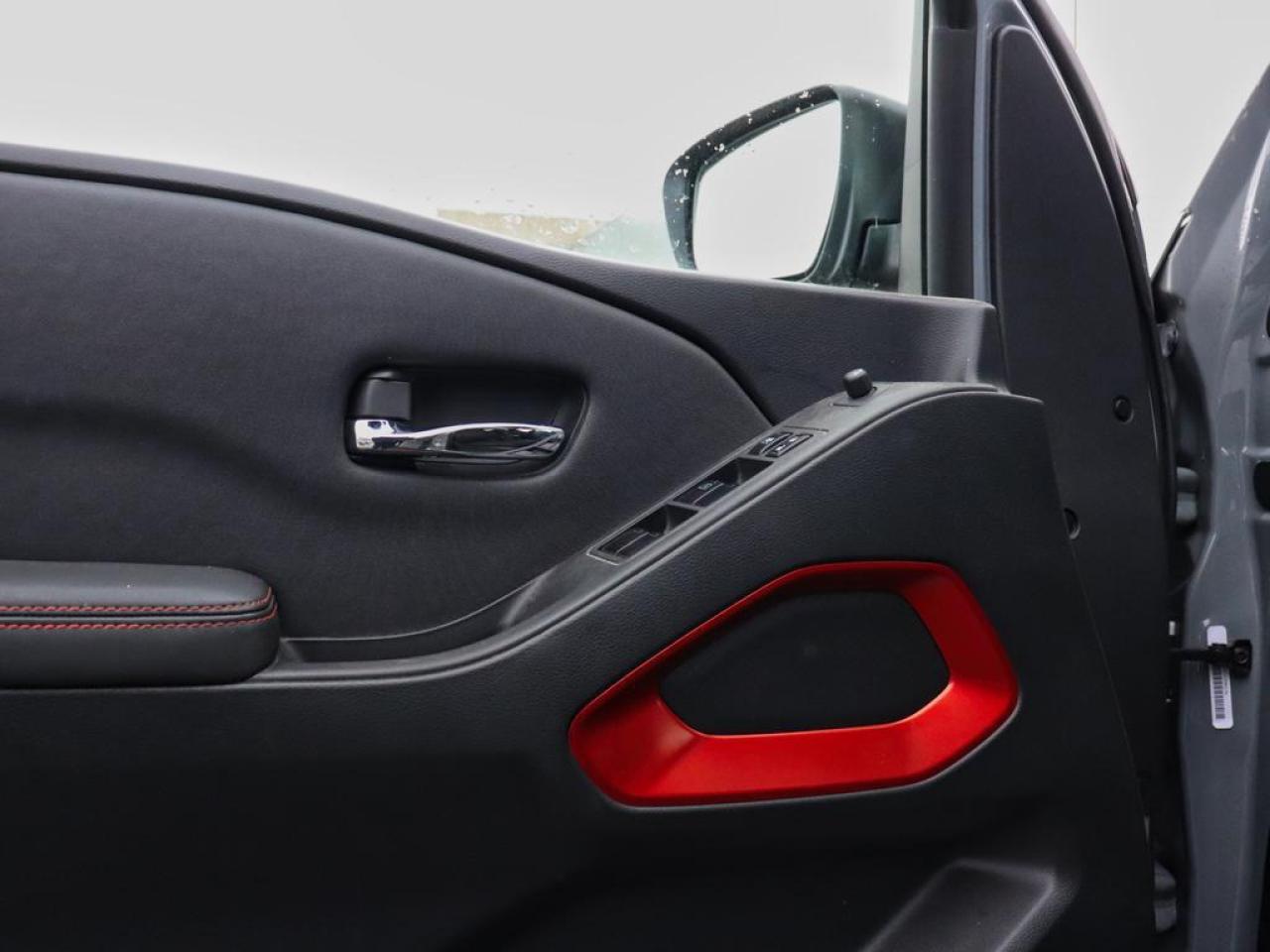 2022 Nissan Frontier Crew Cab PRO-4X  -  Navigation Photo