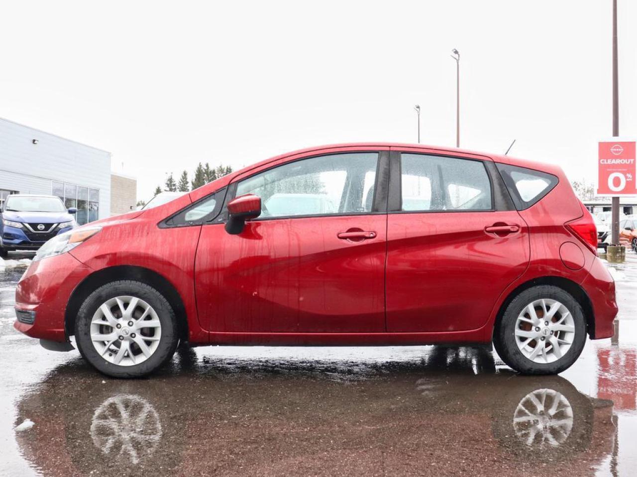 2018 Nissan Versa Note SV Manual  FINANCING AVAILABLE! Photo