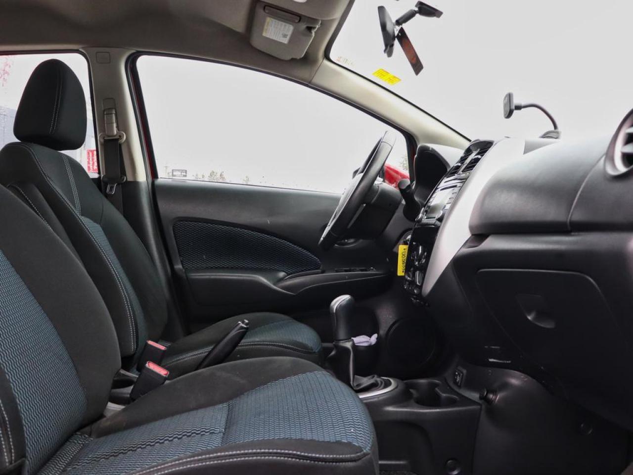 2018 Nissan Versa Note SV Manual  FINANCING AVAILABLE! Photo