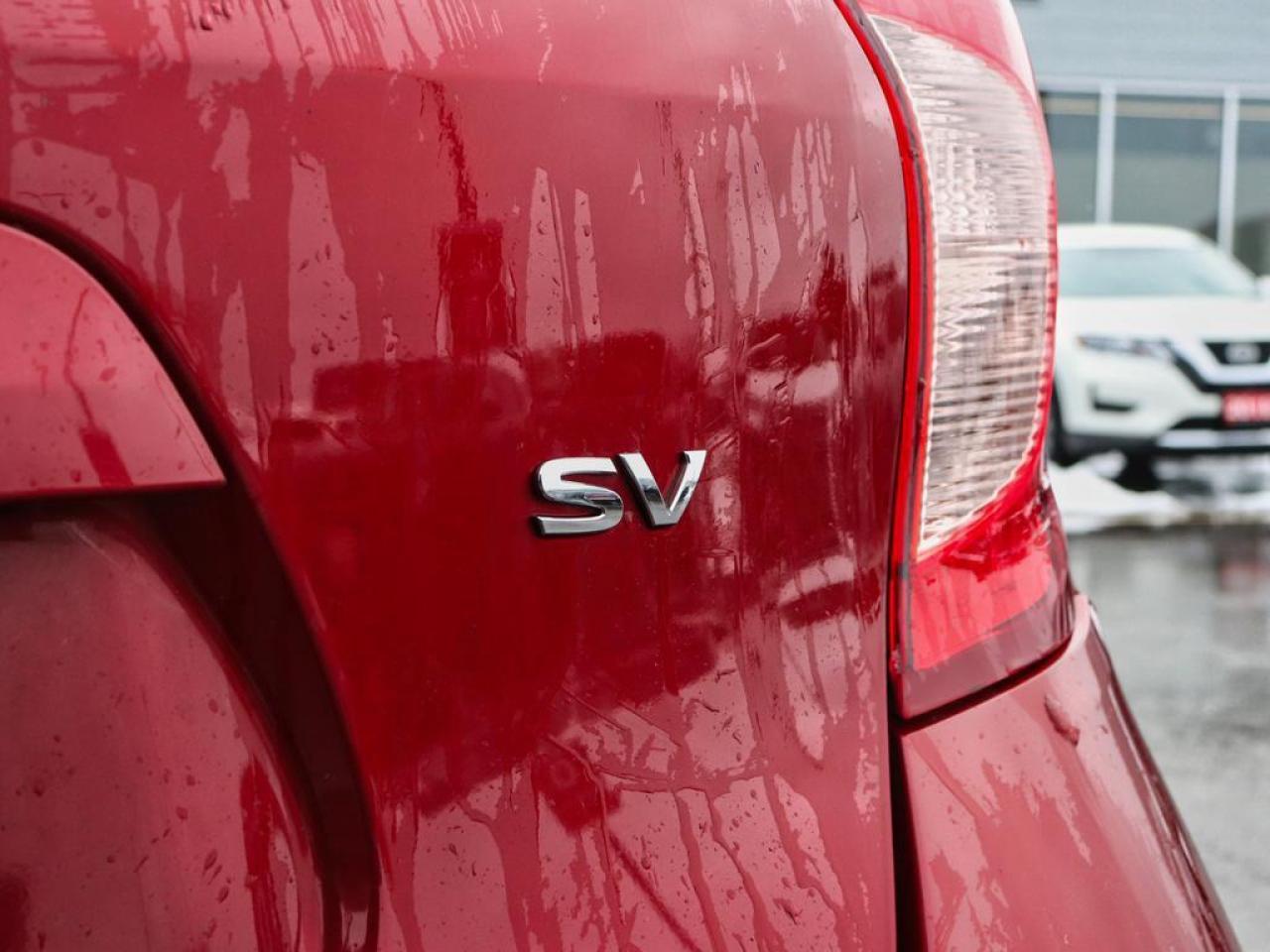 2018 Nissan Versa Note SV Manual  FINANCING AVAILABLE! Photo