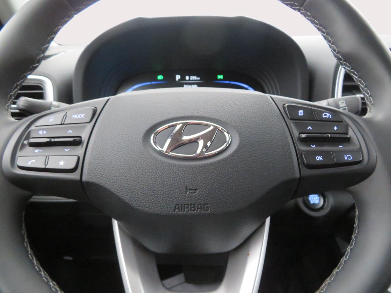 2025 Hyundai Venue Preferred IVT Photo