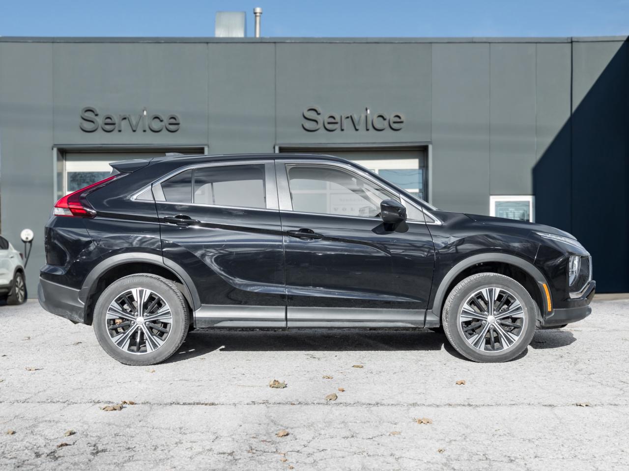 2022 Mitsubishi Eclipse Cross ES S-AWC CPO FINANCE RATES FOR AS LOW AS 0.90% Photo4