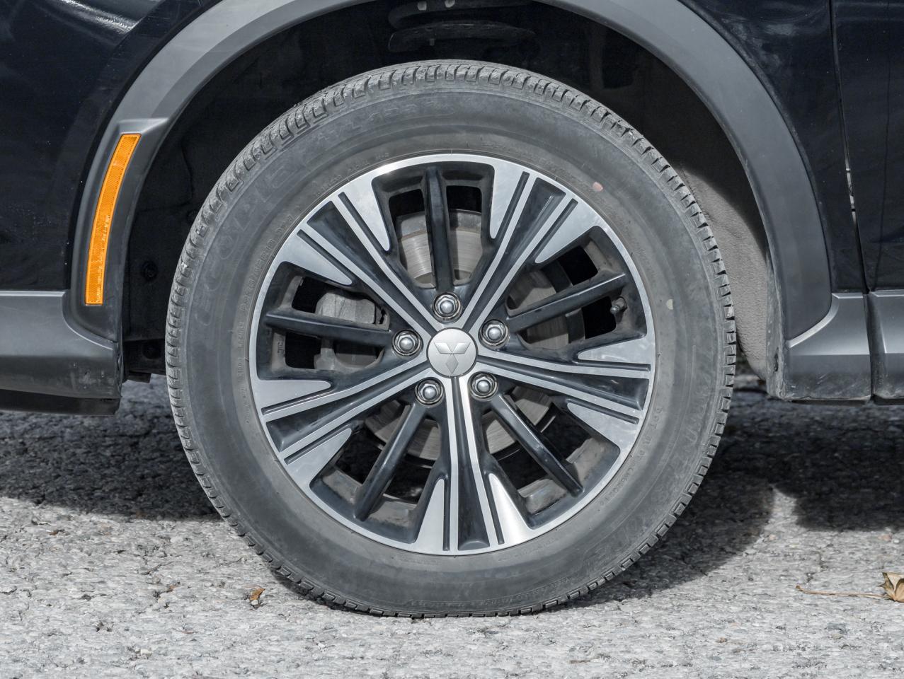 2022 Mitsubishi Eclipse Cross ES S-AWC CPO FINANCE RATES FOR AS LOW AS 0.90% Photo3