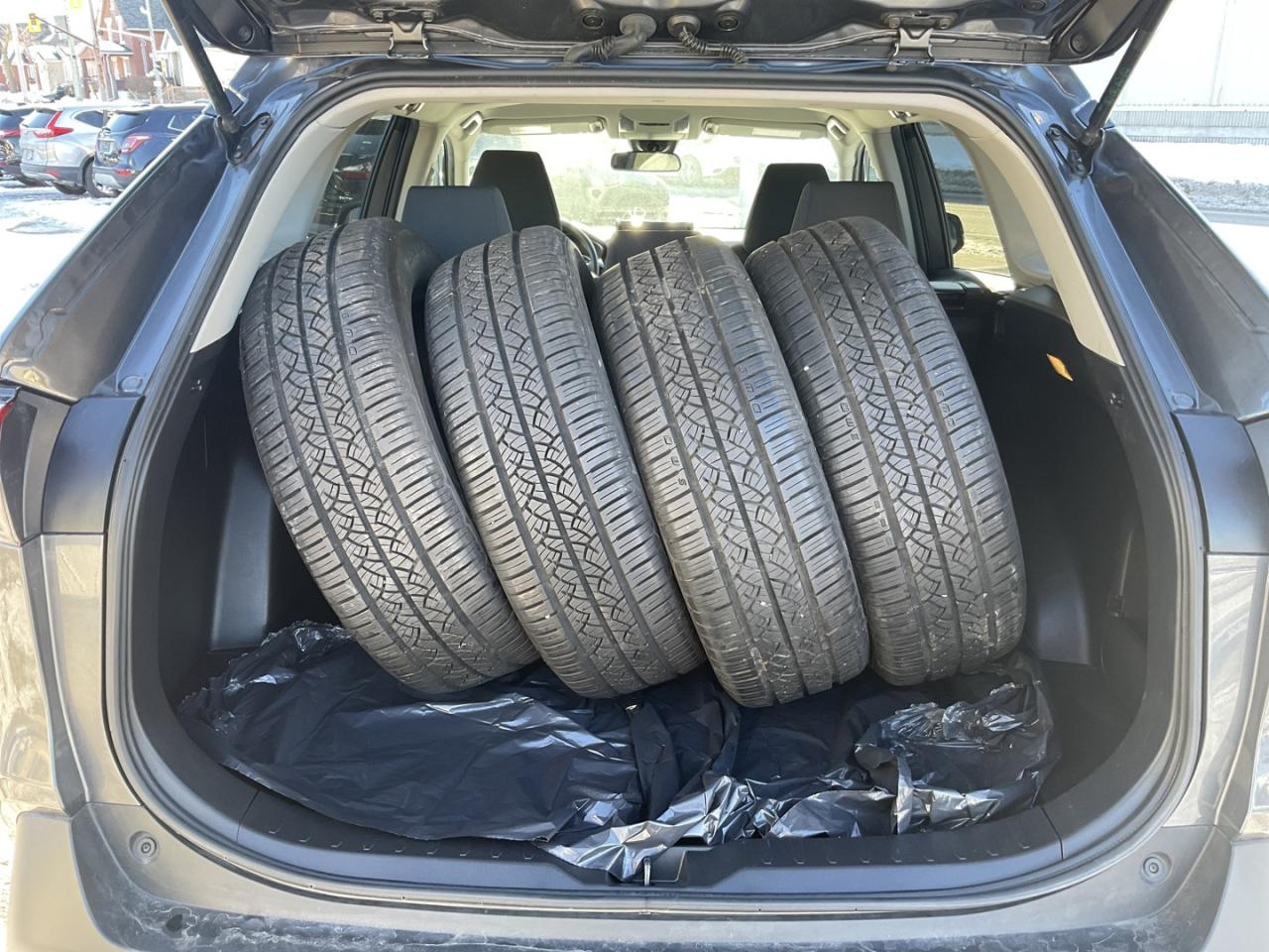 2021 Toyota RAV4 LE AWD - BACK-UP CAM! BSM! SAFETY SENSE! Photo