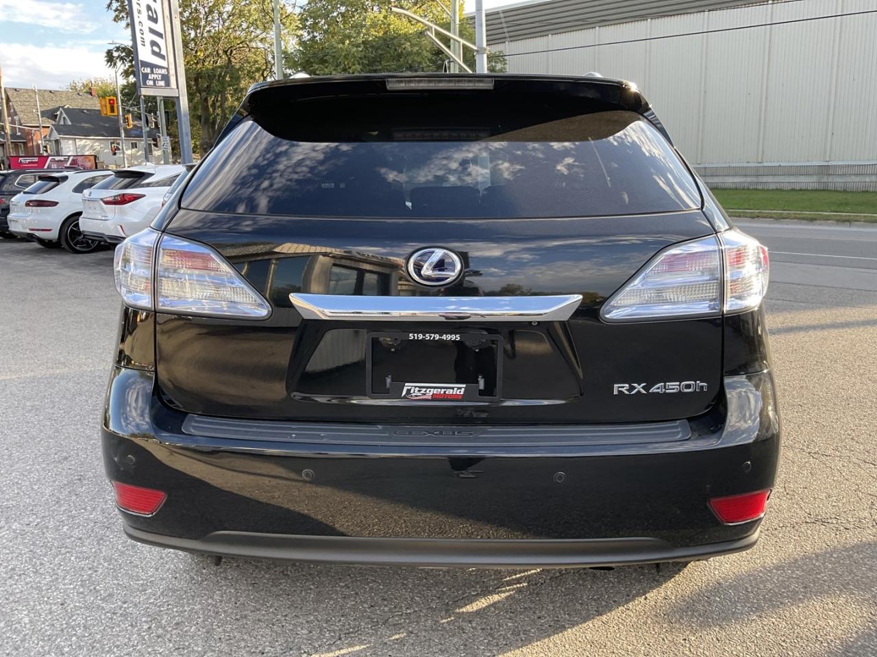 2011 Lexus RX 450h AWD - LTHR! HUD! NAV! BACK-UP CAM! DVD! Photo