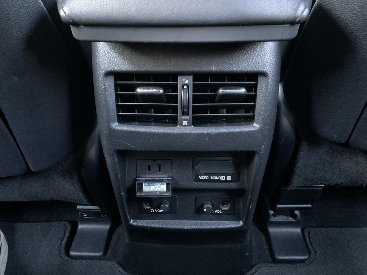 2011 Lexus RX 450h AWD - LTHR! HUD! NAV! BACK-UP CAM! DVD! Photo