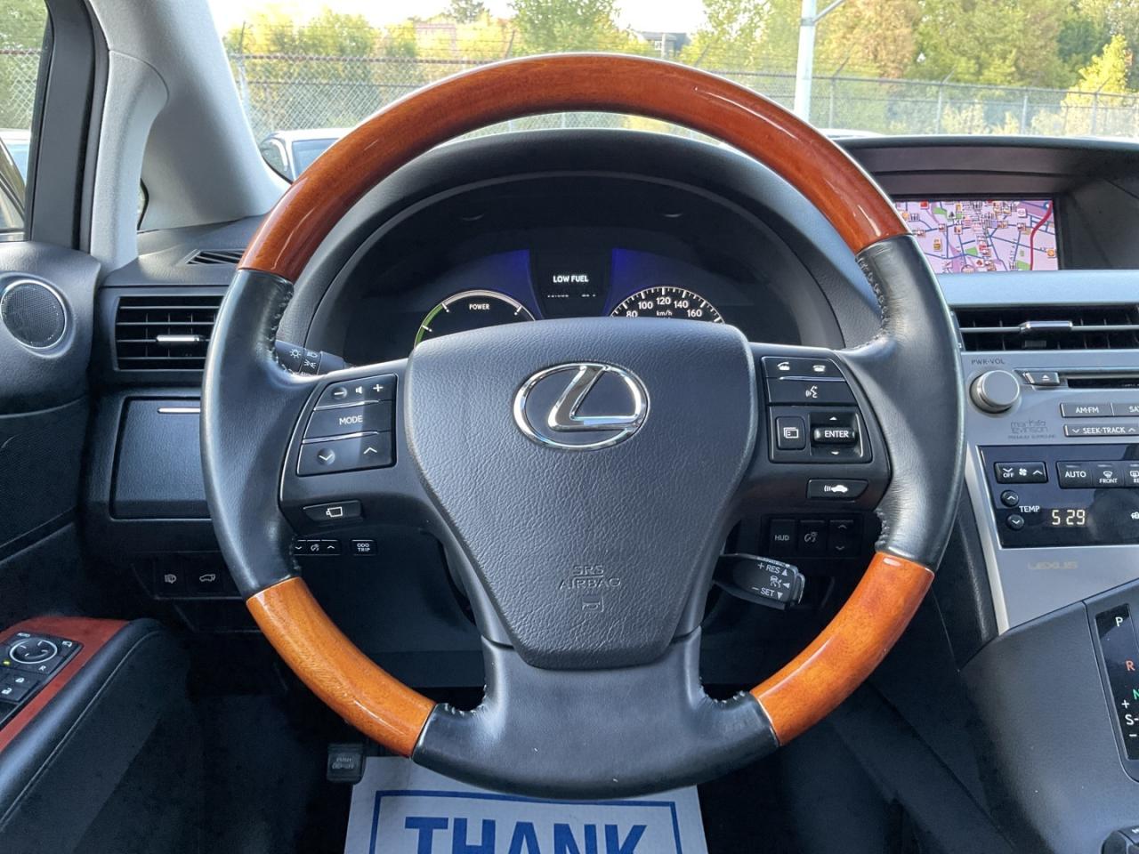 2011 Lexus RX 450h AWD - LTHR! HUD! NAV! BACK-UP CAM! DVD! Photo