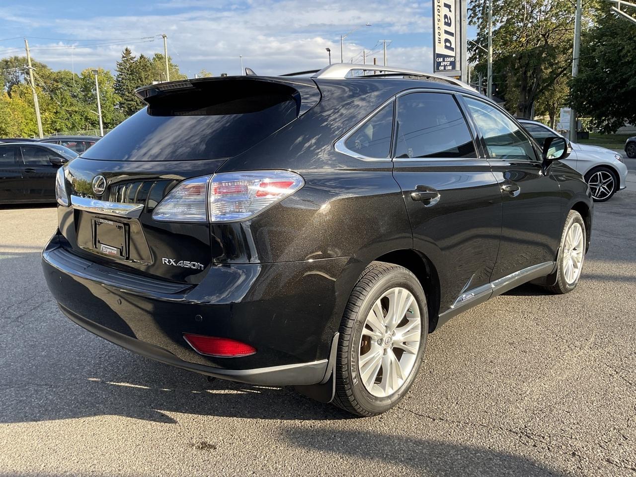 2011 Lexus RX 450h AWD - LTHR! HUD! NAV! BACK-UP CAM! DVD! Photo