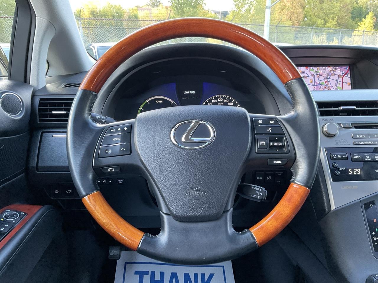 2011 Lexus RX 450h AWD - LTHR! HUD! NAV! BACK-UP CAM! DVD! Photo