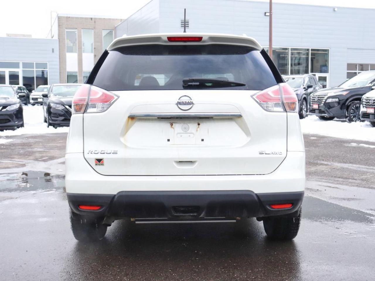 2016 Nissan Rogue SL  - Navigation -  Leather Seats Photo3