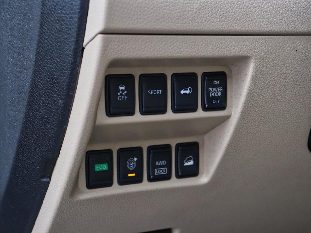 2016 Nissan Rogue SL  - Navigation -  Leather Seats Photo