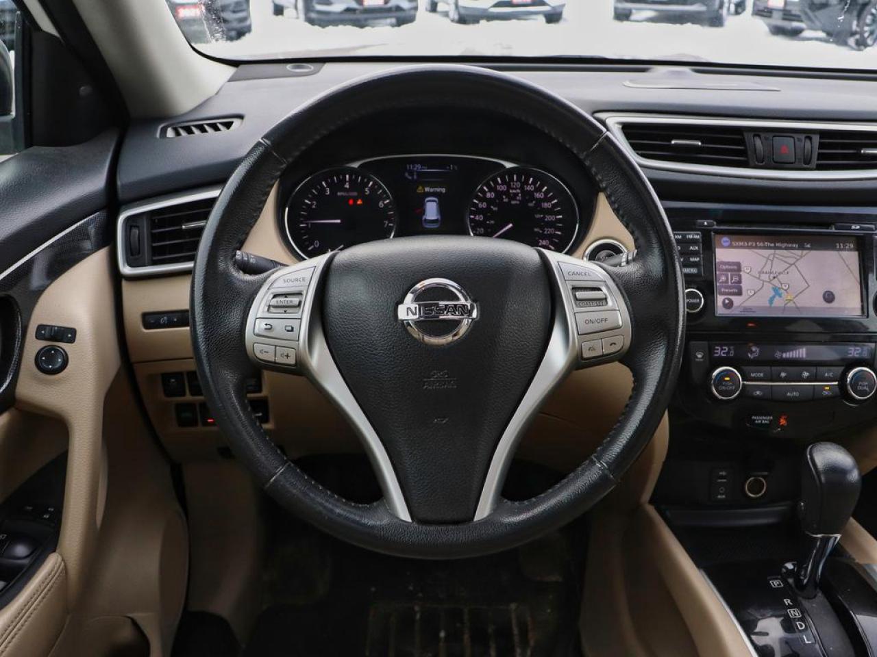 2016 Nissan Rogue SL  - Navigation -  Leather Seats Photo