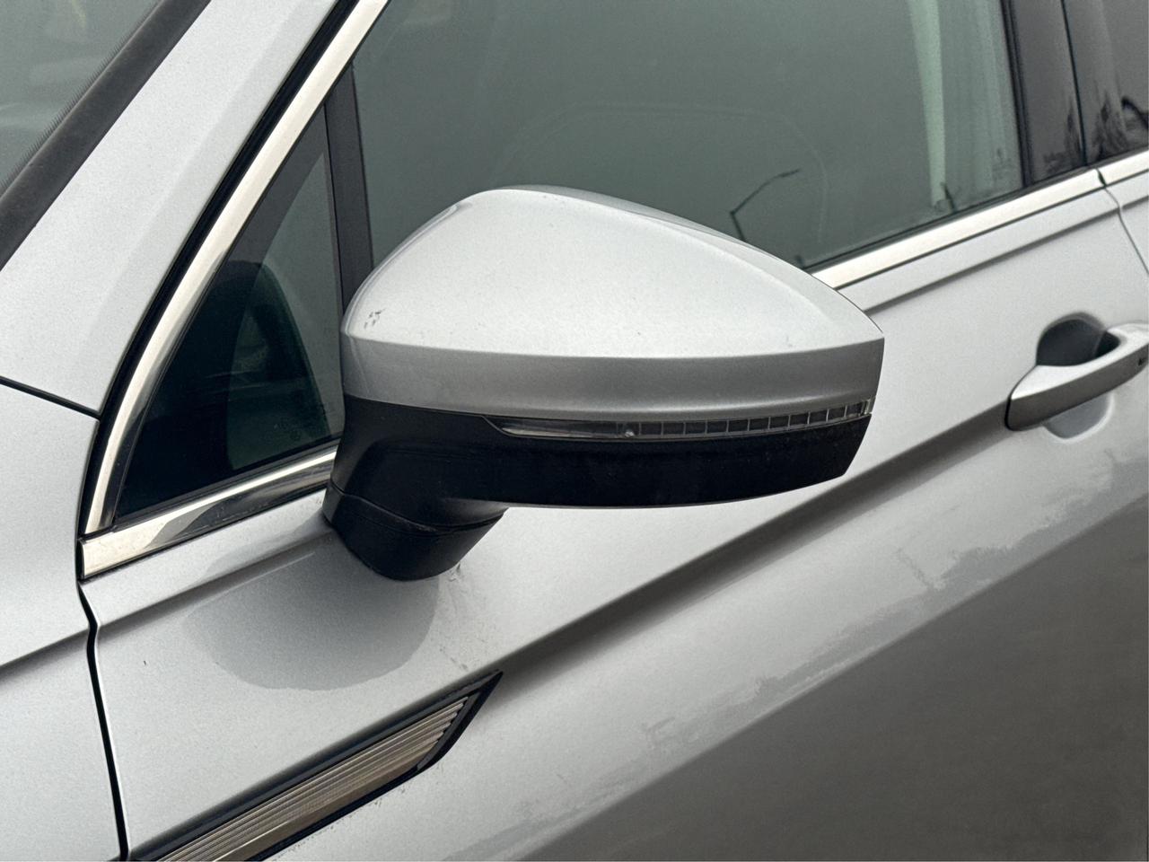 2024 Volkswagen Tiguan AWD HEATED SEAT REMOTE START WE FINANCE ALL CREDIT Photo