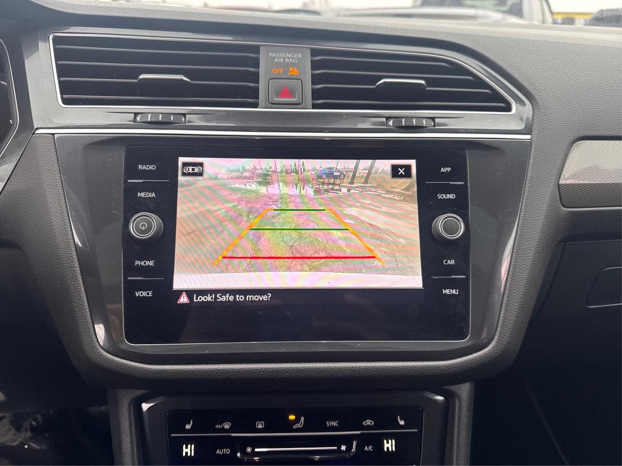 2024 Volkswagen Tiguan AWD HEATED SEAT REMOTE START WE FINANCE ALL CREDIT Photo